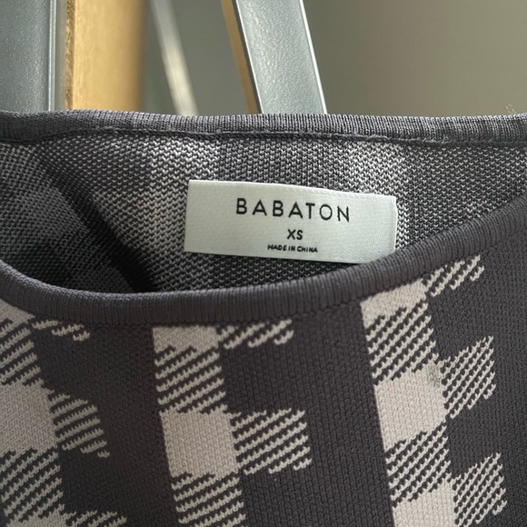 Aritzia Babaton Bra / Cropped Top - Picture 3 of 3